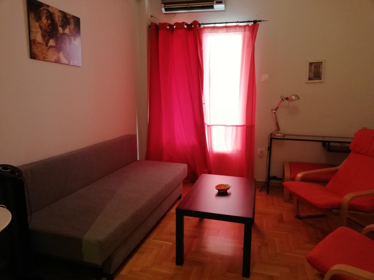 Wonderful Apartment In Central Афіни Екстер'єр фото